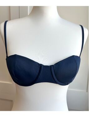J.Crew NWT Swimsuits Solid Glamour Bikini Top size 32A Brilliant Navy Color